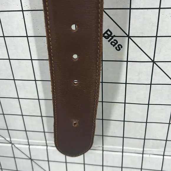 Lucky brand, leather, zigzag stitch accent, brass buckle belt S - Picture 9 of 12